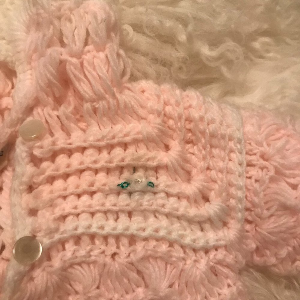 Vintage Pink PomPom Bon Bon Baby Crochet Sweater Hat Booties Set - Picture 7 of 11